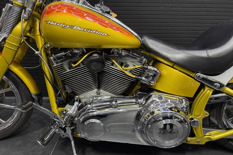 HARLEY-DAVIDSON SOFTAIL