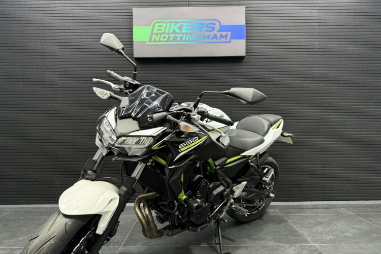 KAWASAKI Z650