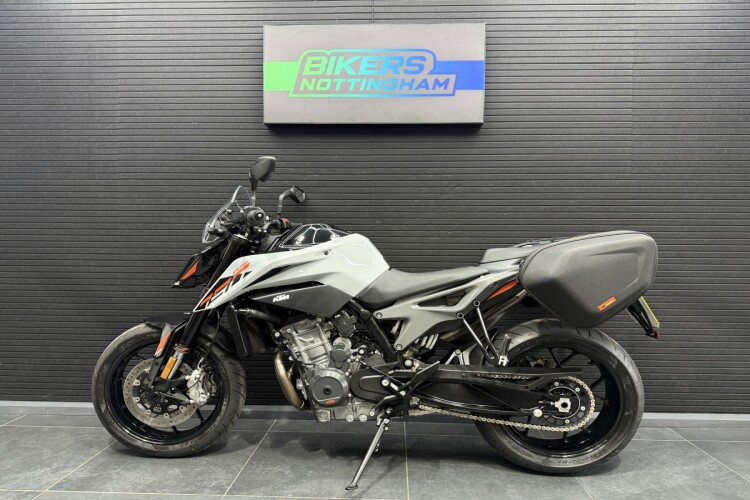 KTM 790 DUKE