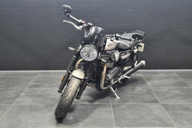 TRIUMPH SPEED TWIN 1200