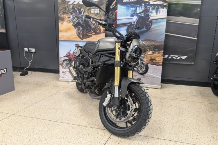 BENELLI LEONCINO 800