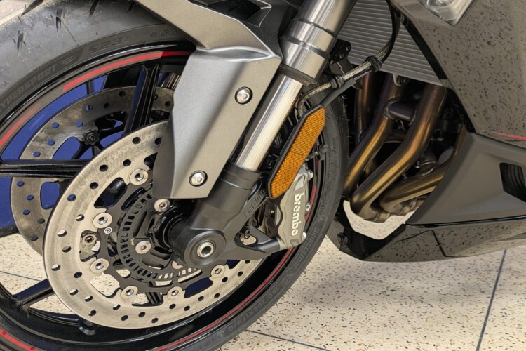 KAWASAKI NINJA 1100 SX SE