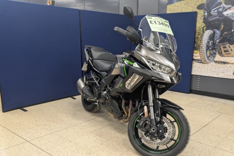 KAWASAKI VERSYS 1100