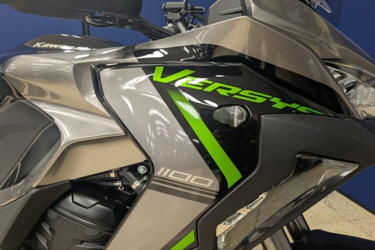 KAWASAKI VERSYS 1100