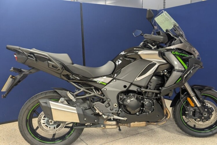 KAWASAKI VERSYS 1100