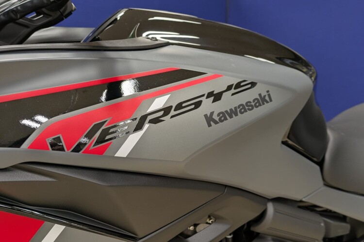 KAWASAKI VERSYS 650