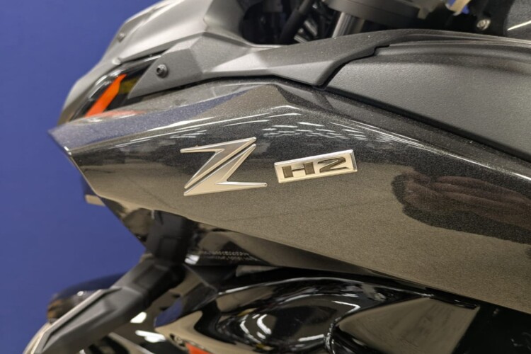 KAWASAKI Z H2
