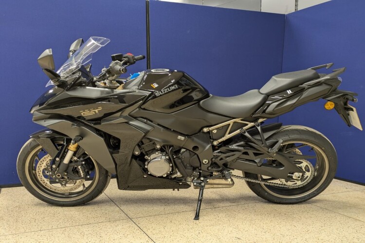 SUZUKI GSX-S1000GT+