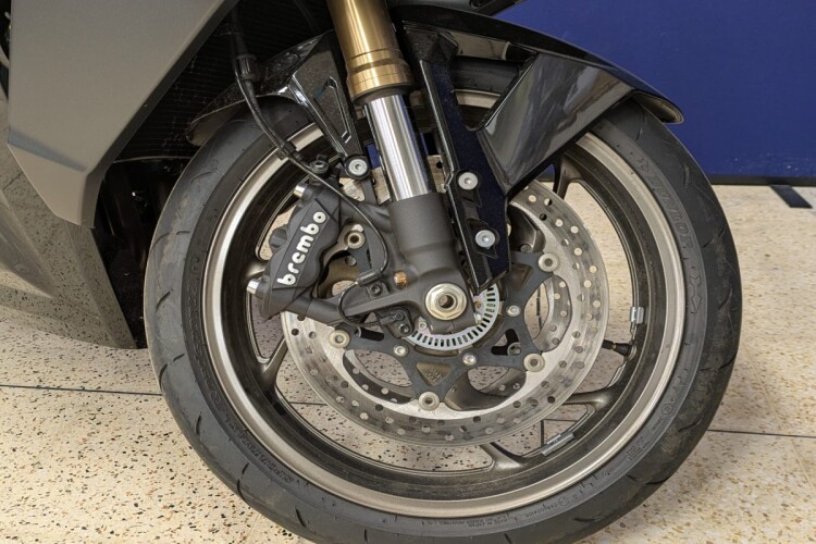 SUZUKI GSX-S1000GT+