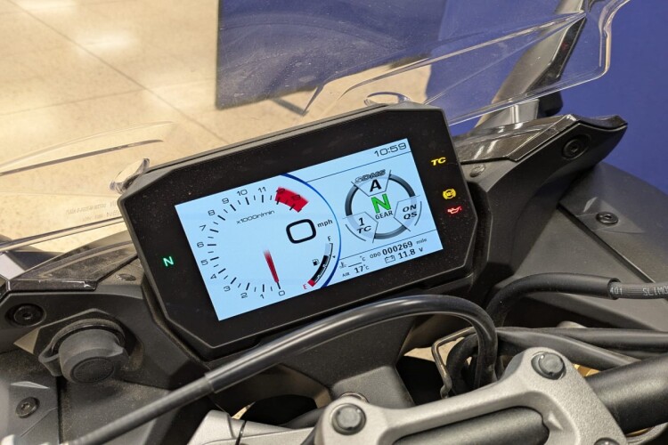 SUZUKI GSX-S1000GT+