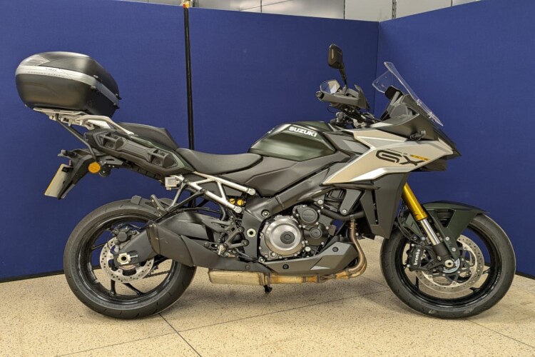 SUZUKI GSX-S1000GX+
