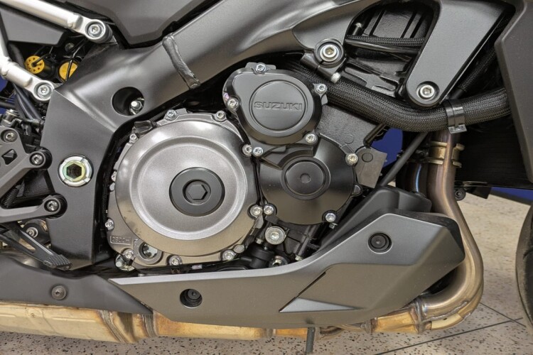 SUZUKI GSX-S1000GX+