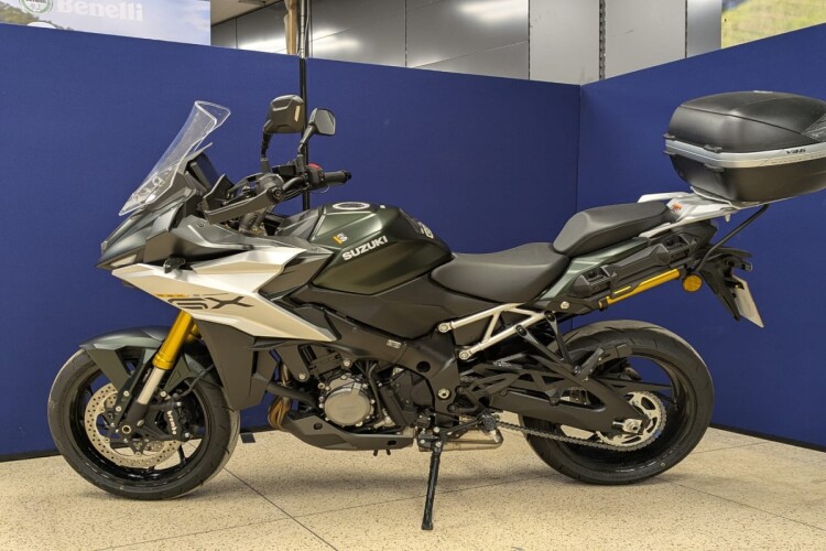 SUZUKI GSX-S1000GX+