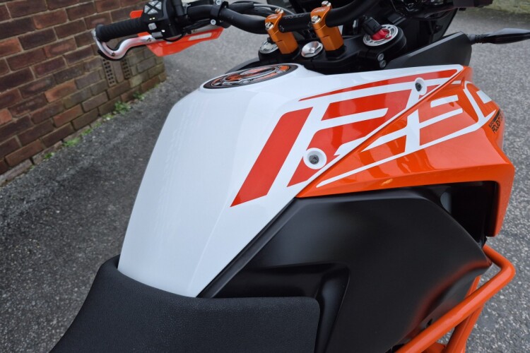KTM 1290 SUPER ADVENTURE S