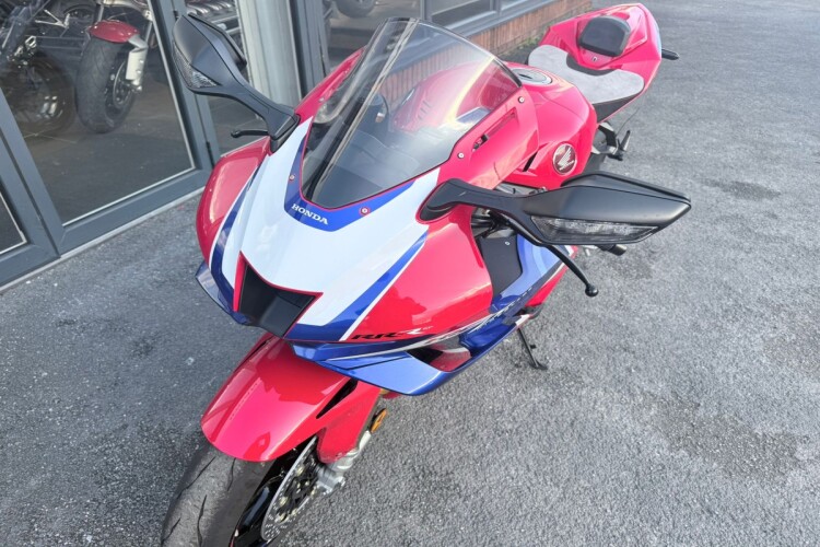 HONDA CBR1000RR FIREBLADE SP