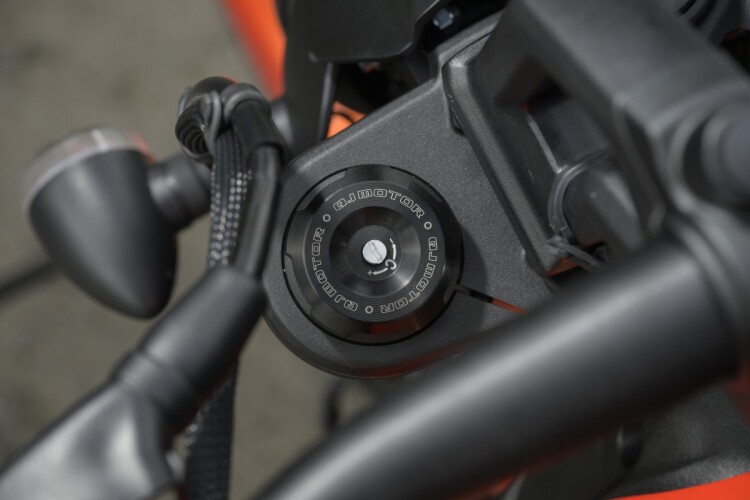 QJMOTOR SRV 600 V