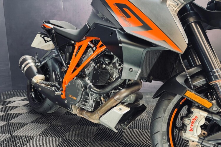KTM 1290 SUPER DUKE GT