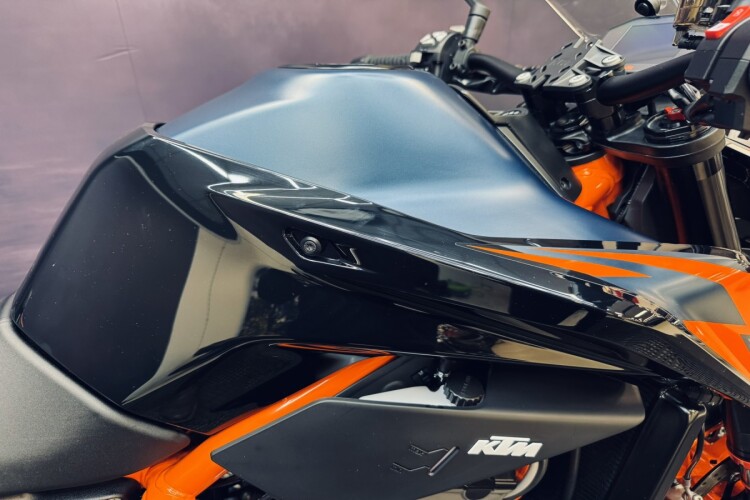 KTM 890 DUKE