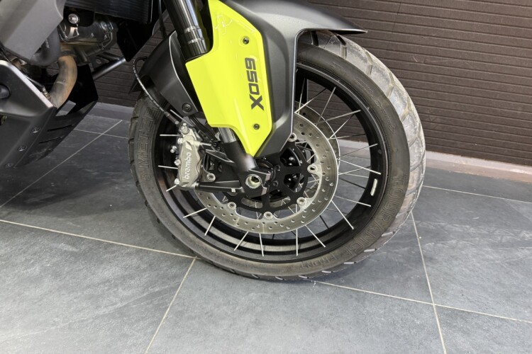 QJMOTOR SVT650 X