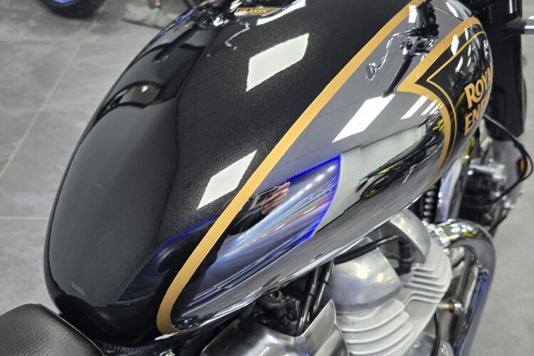 ROYAL ENFIELD CLASSIC 650