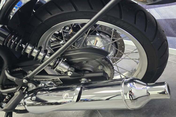 ROYAL ENFIELD CLASSIC 650