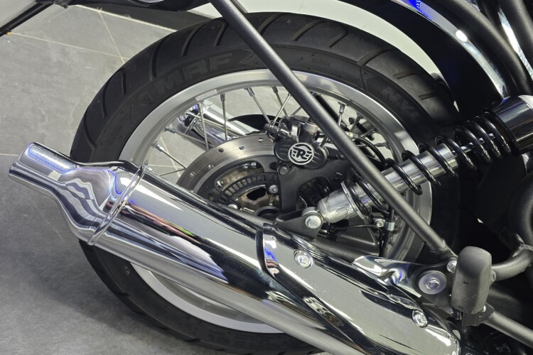 ROYAL ENFIELD CLASSIC 650