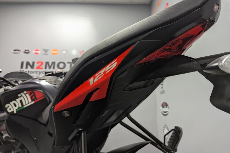 APRILIA TUONO 125