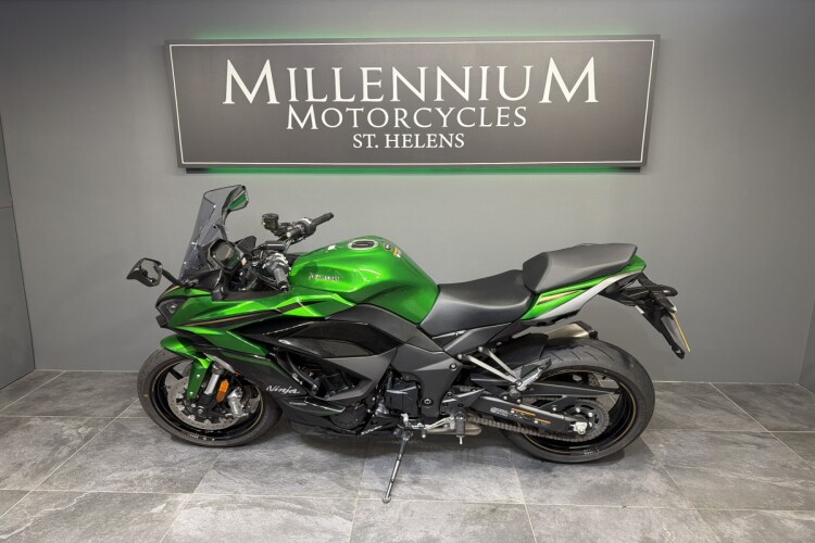 KAWASAKI NINJA 1100 SX