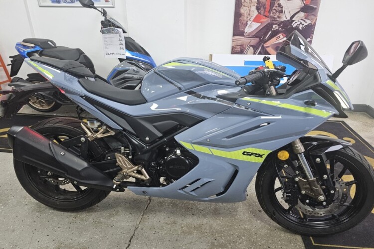 SINNIS GPX 125 for sale