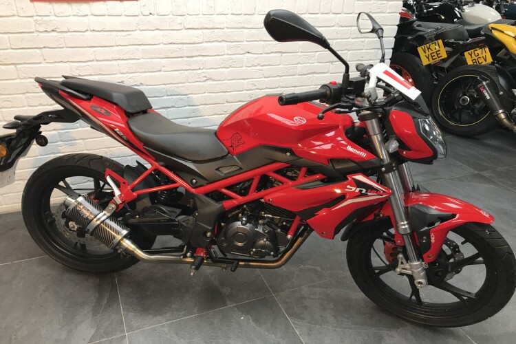 BENELLI BN 125