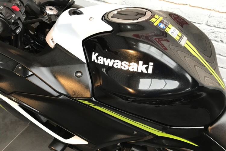 KAWASAKI NINJA 650