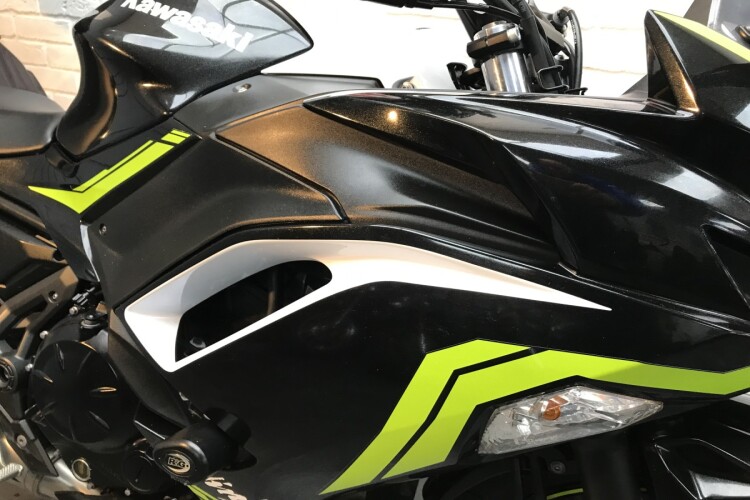 KAWASAKI NINJA 650