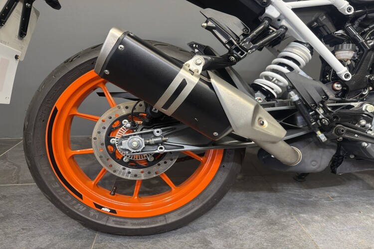 KTM 125 DUKE