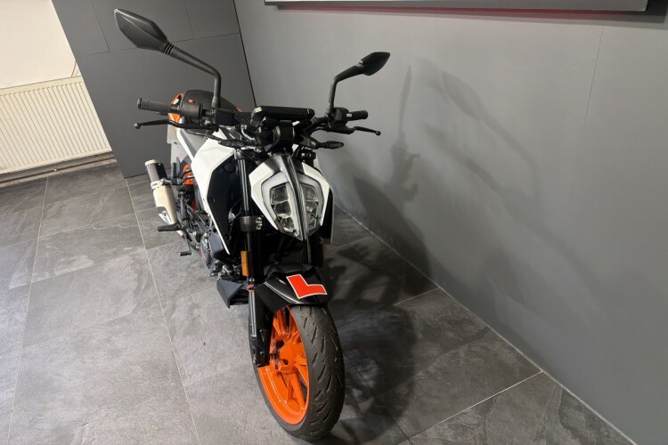 KTM 125 DUKE