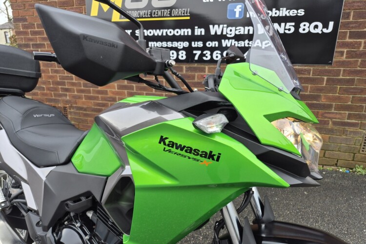 KAWASAKI VERSYS-X 300