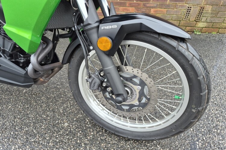 KAWASAKI VERSYS-X 300