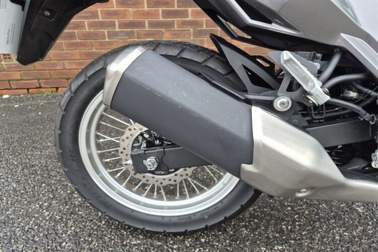 KAWASAKI VERSYS-X 300