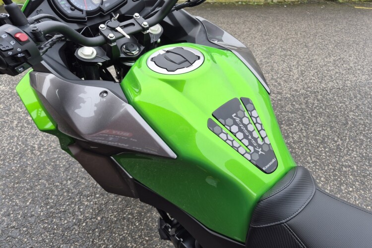 KAWASAKI VERSYS-X 300