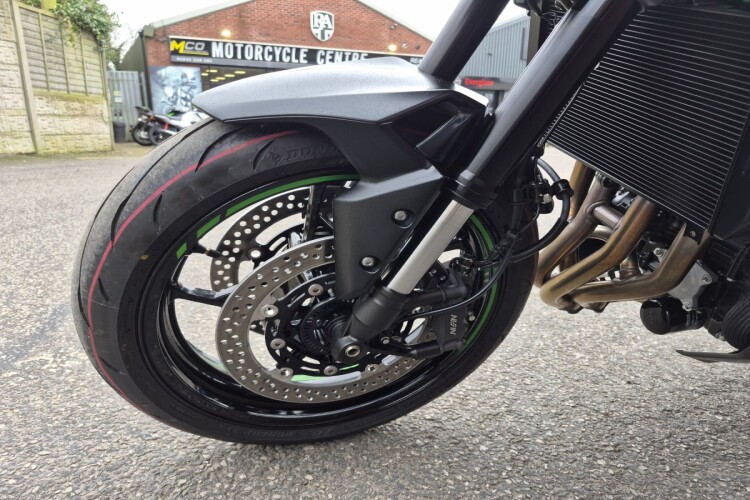 KAWASAKI Z900 for sale