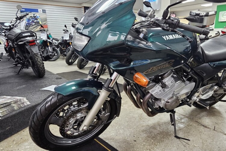 YAMAHA XJ 600 S DIVERSION