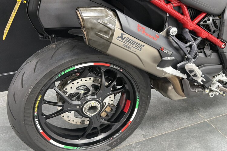 DUCATI MULTISTRADA V4