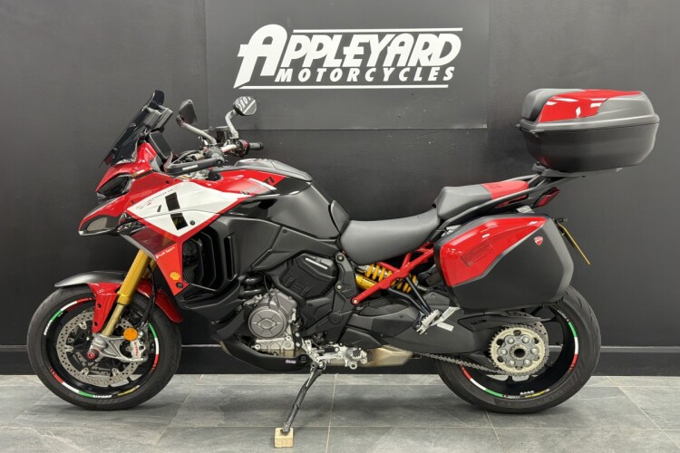 DUCATI MULTISTRADA V4