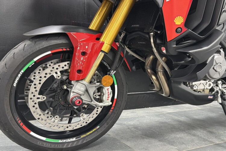 DUCATI MULTISTRADA V4