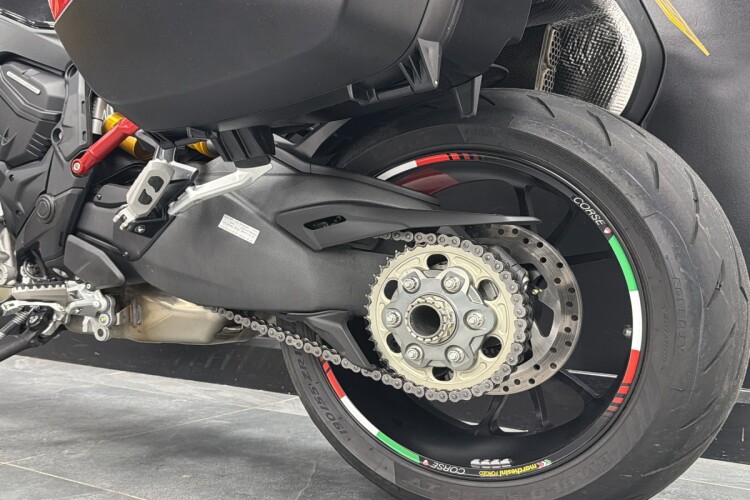 DUCATI MULTISTRADA V4