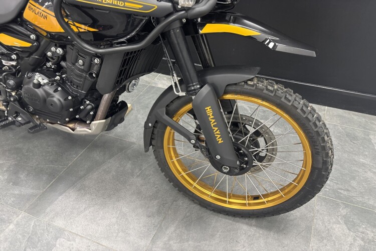 ROYAL ENFIELD HIMALAYAN 452