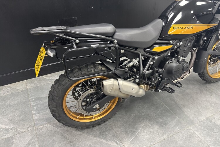 ROYAL ENFIELD HIMALAYAN 452