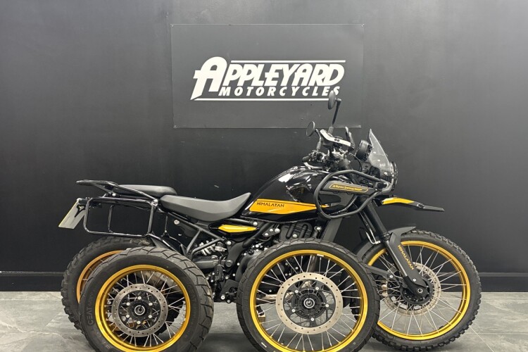 ROYAL ENFIELD HIMALAYAN 452