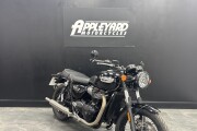 TRIUMPH BONNEVILLE T100