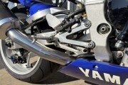 YAMAHA YZF-R1