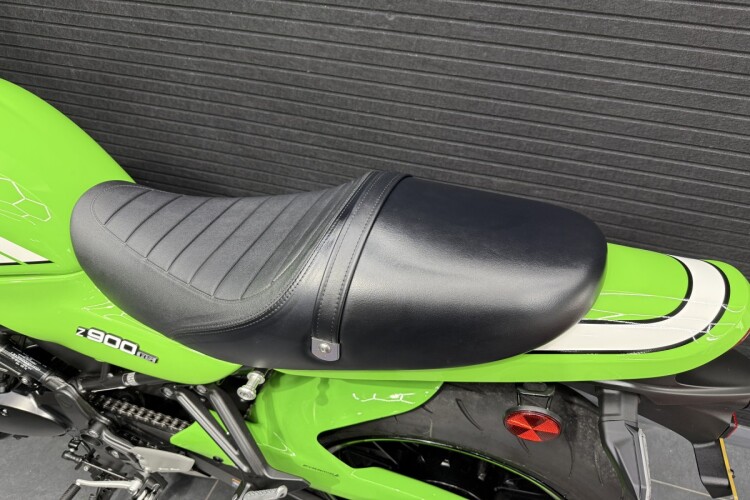 KAWASAKI Z900 RS CAFé